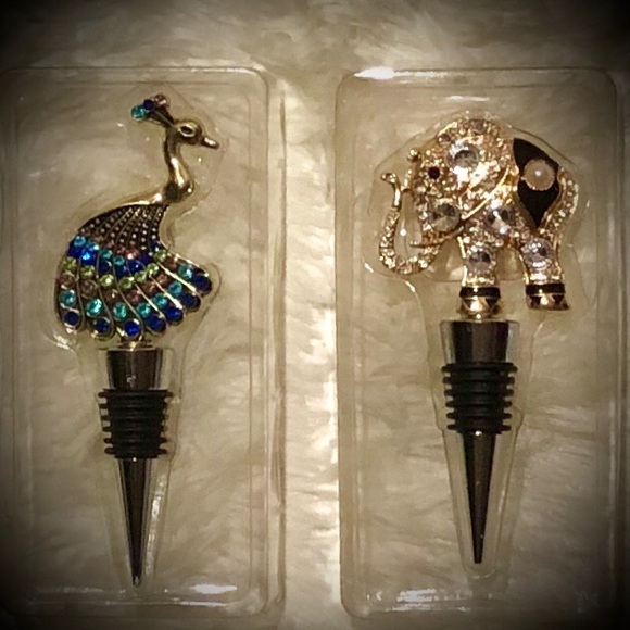 CRYSTAL ENCRUSTED ELEPHANT WINE TOPPER!! BNIB & NEVER USED!! - Picture 5 of 9